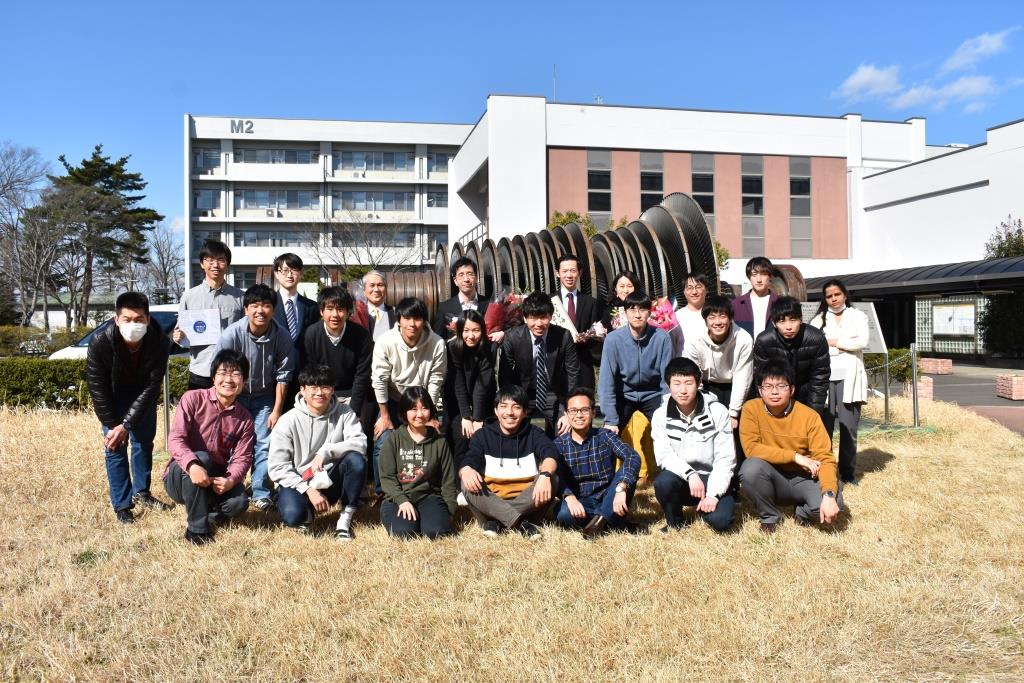 D3学生3名,M2学生4名,B4学生1名が卒業しました.