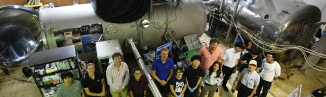 NASA Ames Research Centerの研究者3名とImperial College Londonの研究者3名を迎え，火星風洞にて共同実験を行いました．